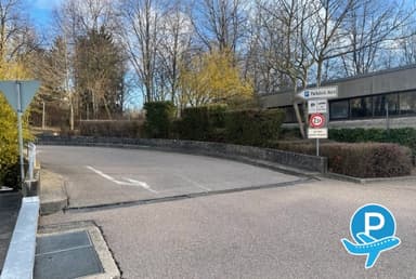 Stuttgart Flughafen Parker - Stuttgart, Plieninger Straße 150 3