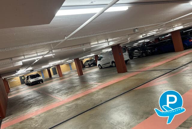 Shuttle Parking Bülach - Bachenbülach, Grabenstrasse 4 3